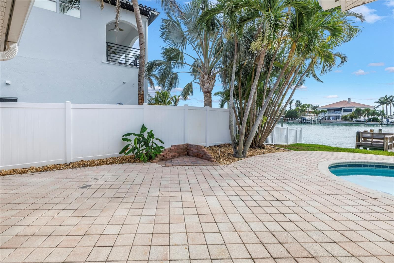 Single Family Residence at 10128 YACHT CLUB DR, TREASURE ISLAND, photo 53 of 80