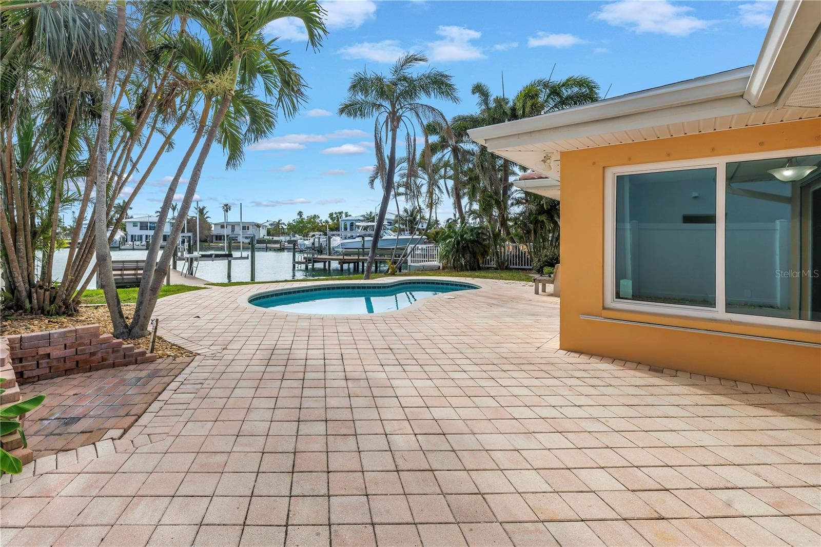 Single Family Residence at 10128 YACHT CLUB DR, TREASURE ISLAND, photo 54 of 80