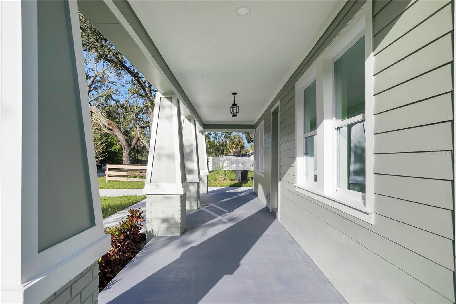 Single Family Residence at 508 E JAMES ST, TAMPA, photo 6 of 47