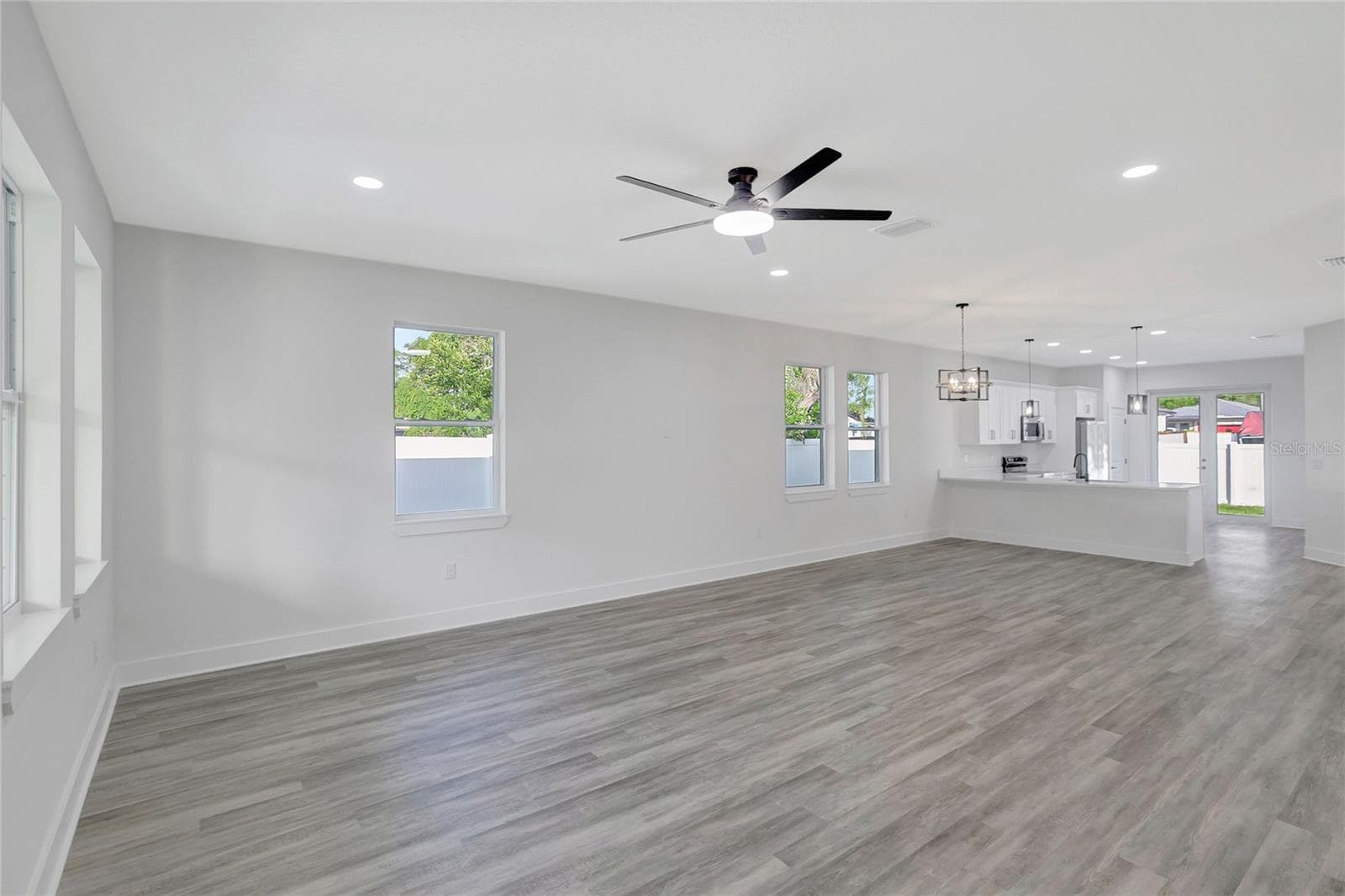 Single Family Residence at 508 E JAMES ST, TAMPA, photo 9 of 47