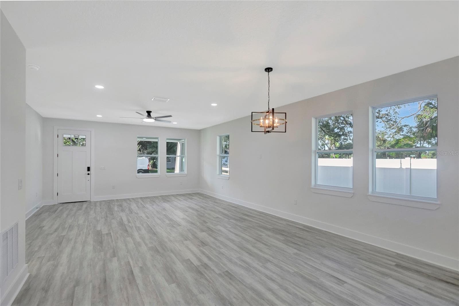 Single Family Residence at 508 E JAMES ST, TAMPA, photo 14 of 47