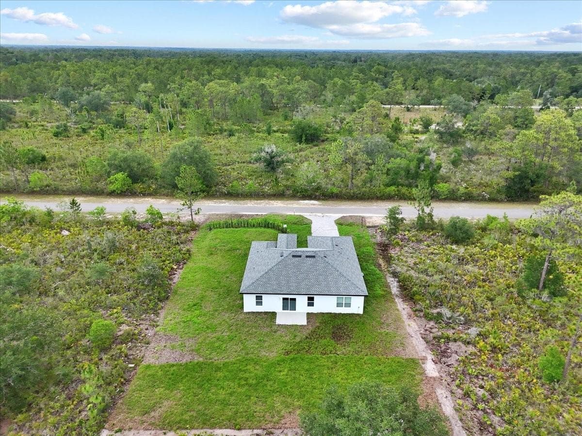 Single Family Residence at 3831 POINCIANA DR, INDIAN LAKE ESTATES, photo 35 of 57
