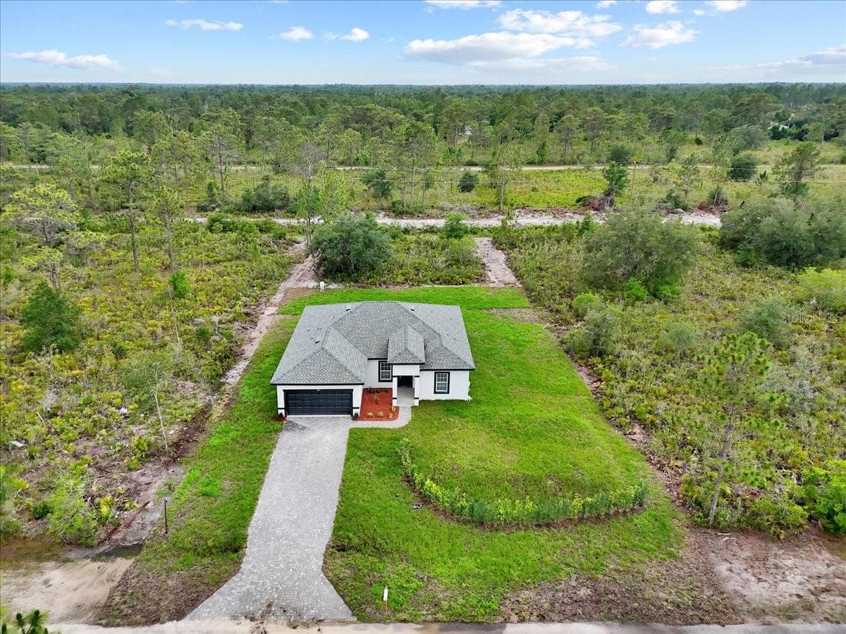 Single Family Residence at 3831 POINCIANA DR, INDIAN LAKE ESTATES, photo 36 of 57