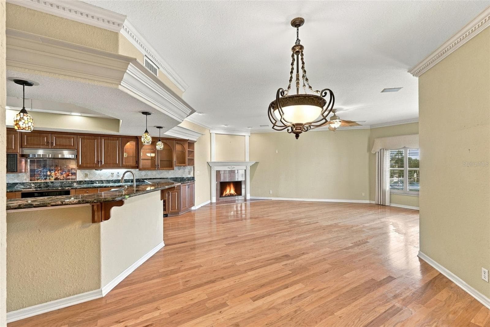 Townhouse at 9227 CAPTIVA CIR, ST PETE BEACH, photo 9 of 63