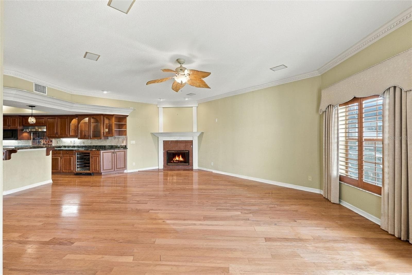 Townhouse at 9227 CAPTIVA CIR, ST PETE BEACH, photo 15 of 63
