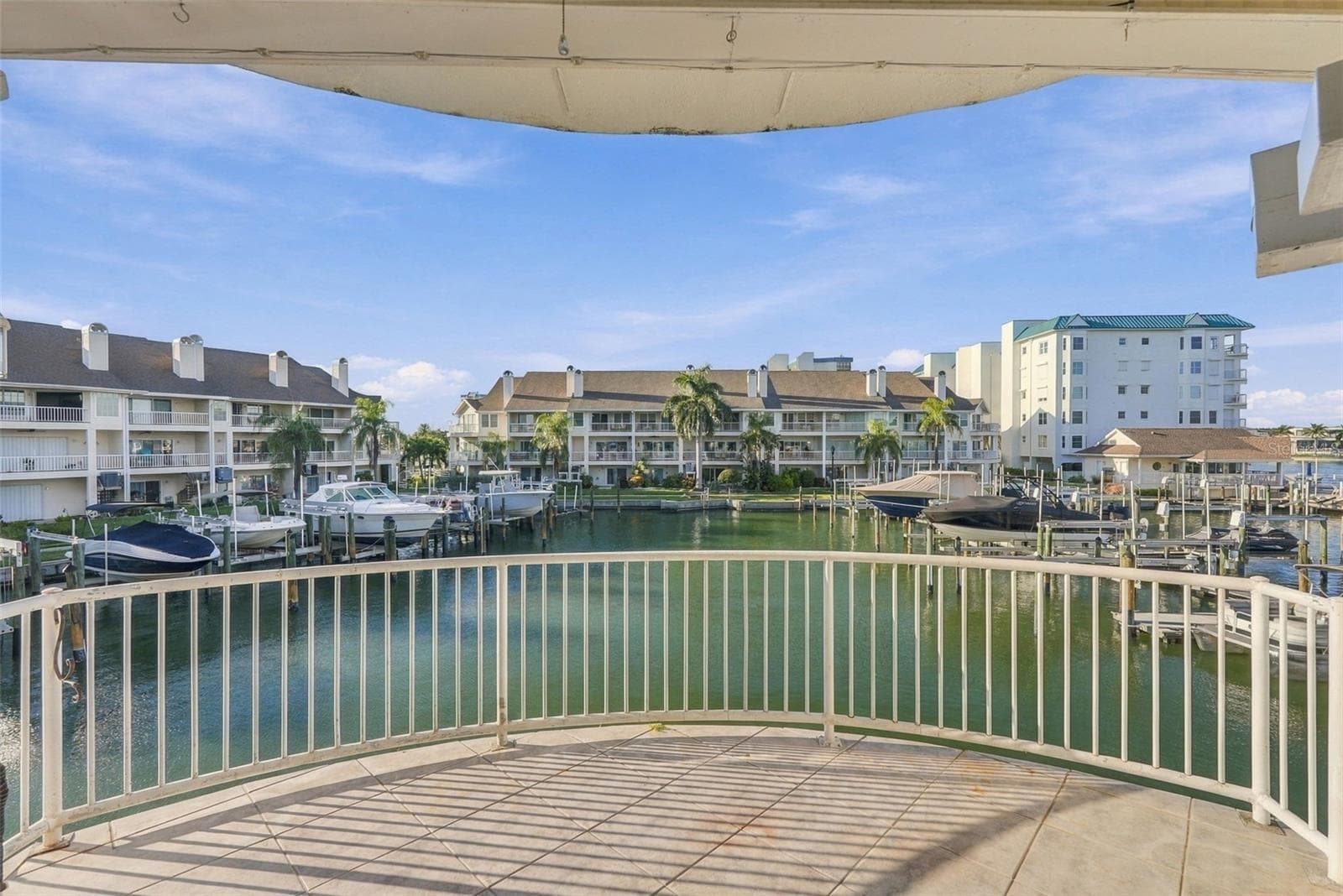 Townhouse at 9227 CAPTIVA CIR, ST PETE BEACH, photo 20 of 63