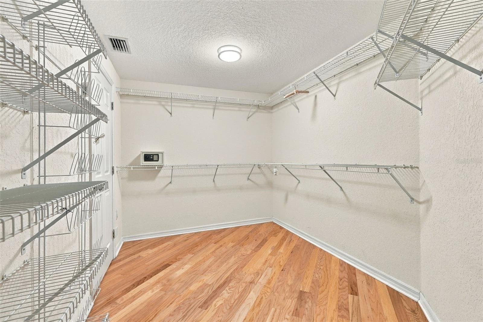 Townhouse at 9227 CAPTIVA CIR, ST PETE BEACH, photo 39 of 63