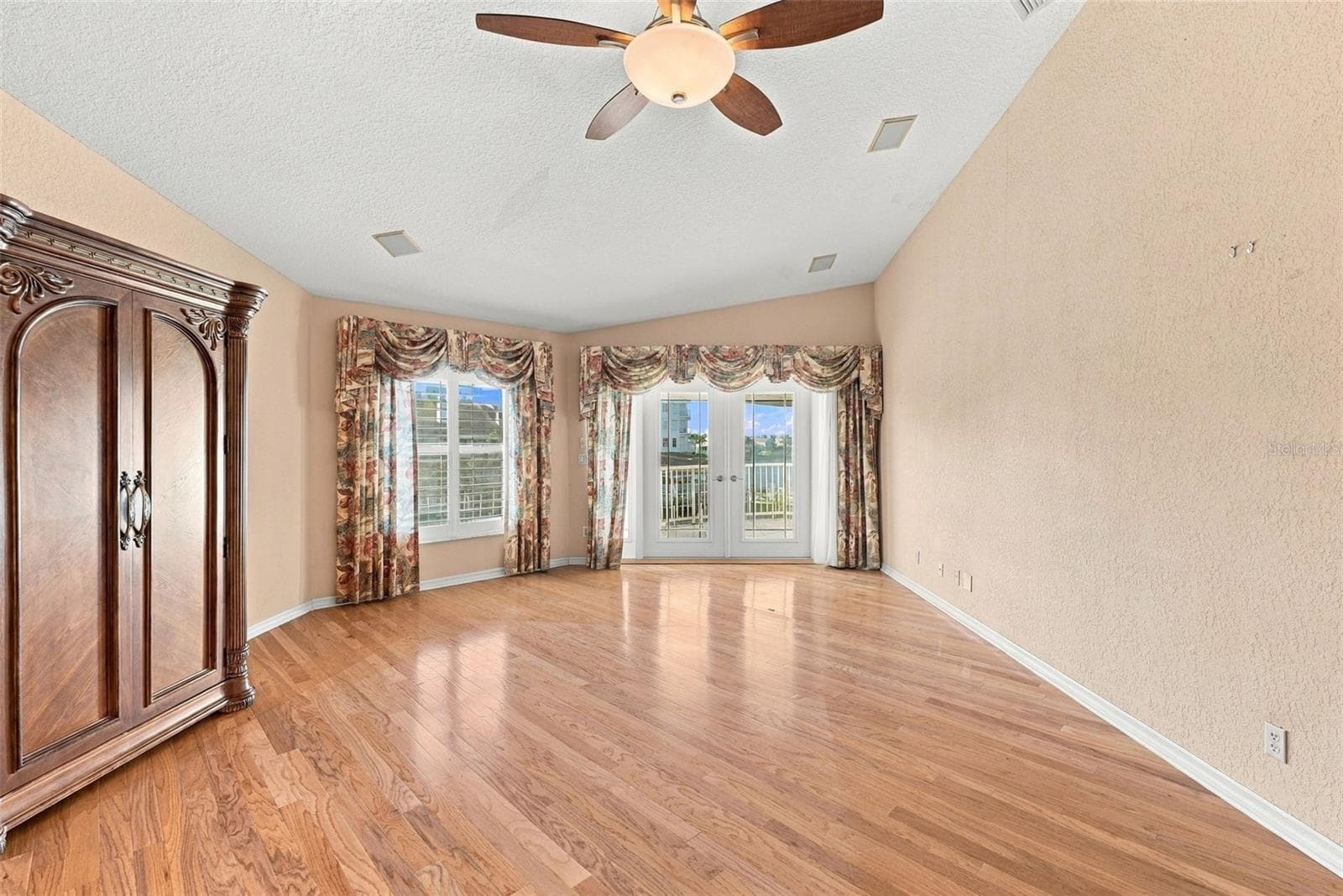 Townhouse at 9227 CAPTIVA CIR, ST PETE BEACH, photo 46 of 63