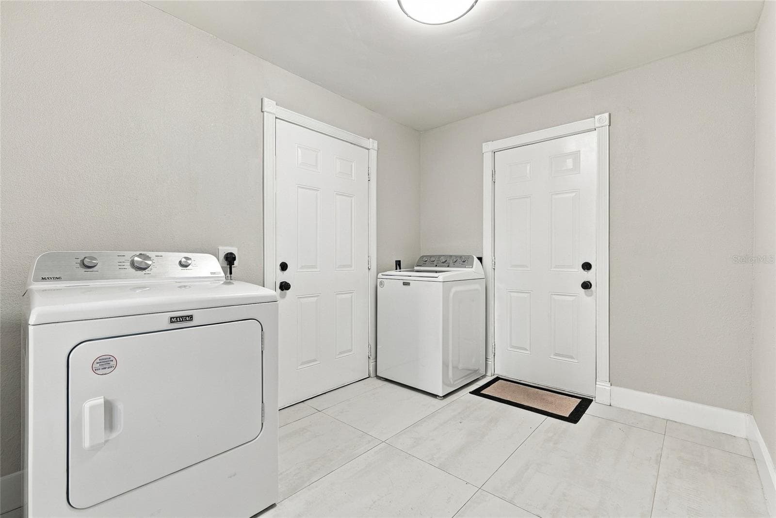 Washer/ Dryer Room - 556 JOHNS PASS AVE, MADEIRA BEACH