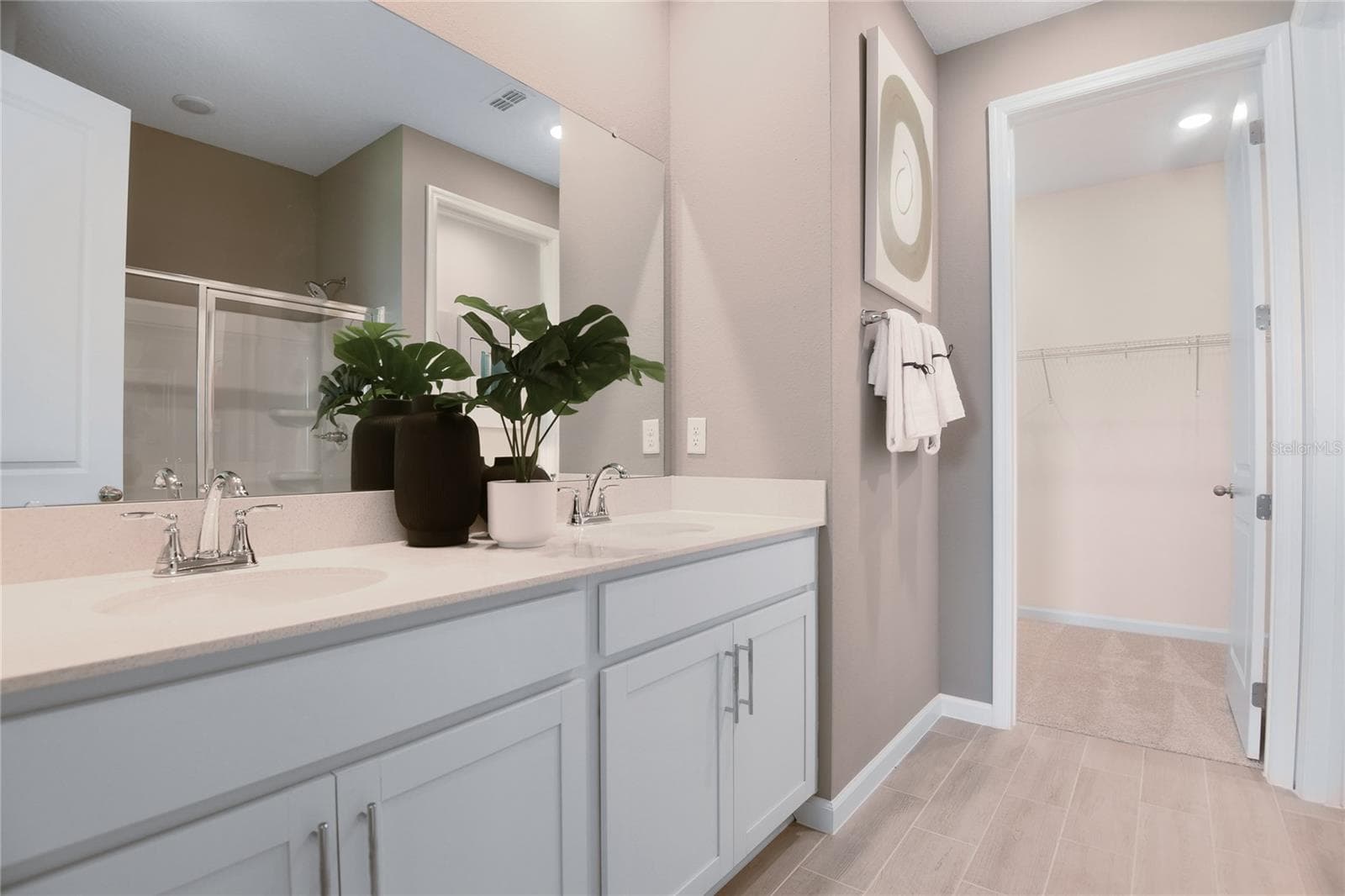 Single Family Residence at 194 BLUE STAR CT, TAVARES, photo 11 of 25