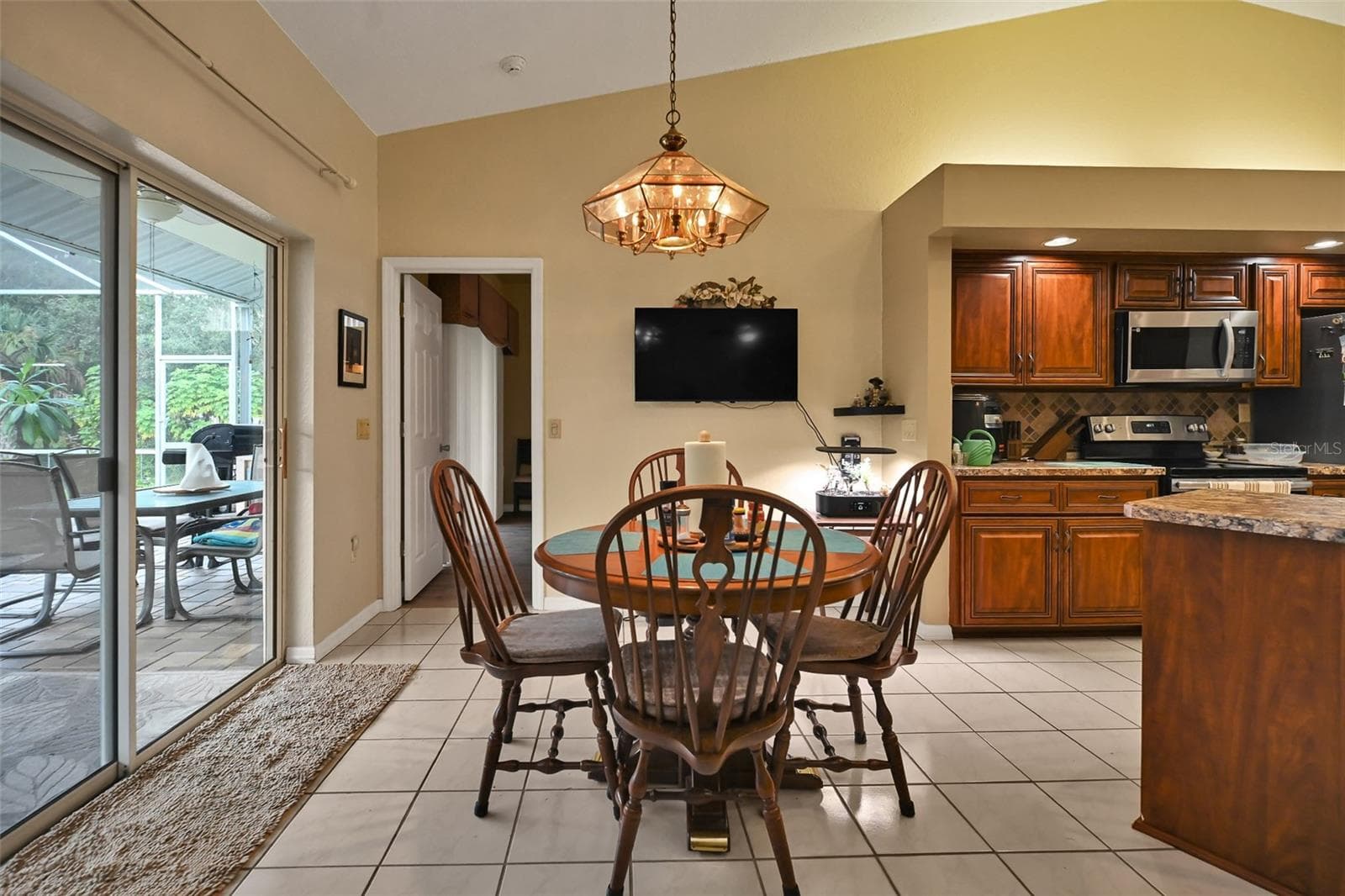 Single Family Residence at 11384 NEWINGTON AVE, SPRING HILL, photo 11 of 56