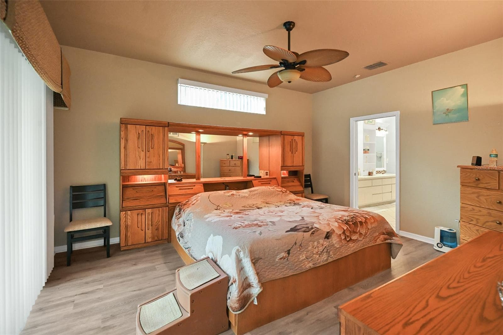 Single Family Residence at 11384 NEWINGTON AVE, SPRING HILL, photo 18 of 56