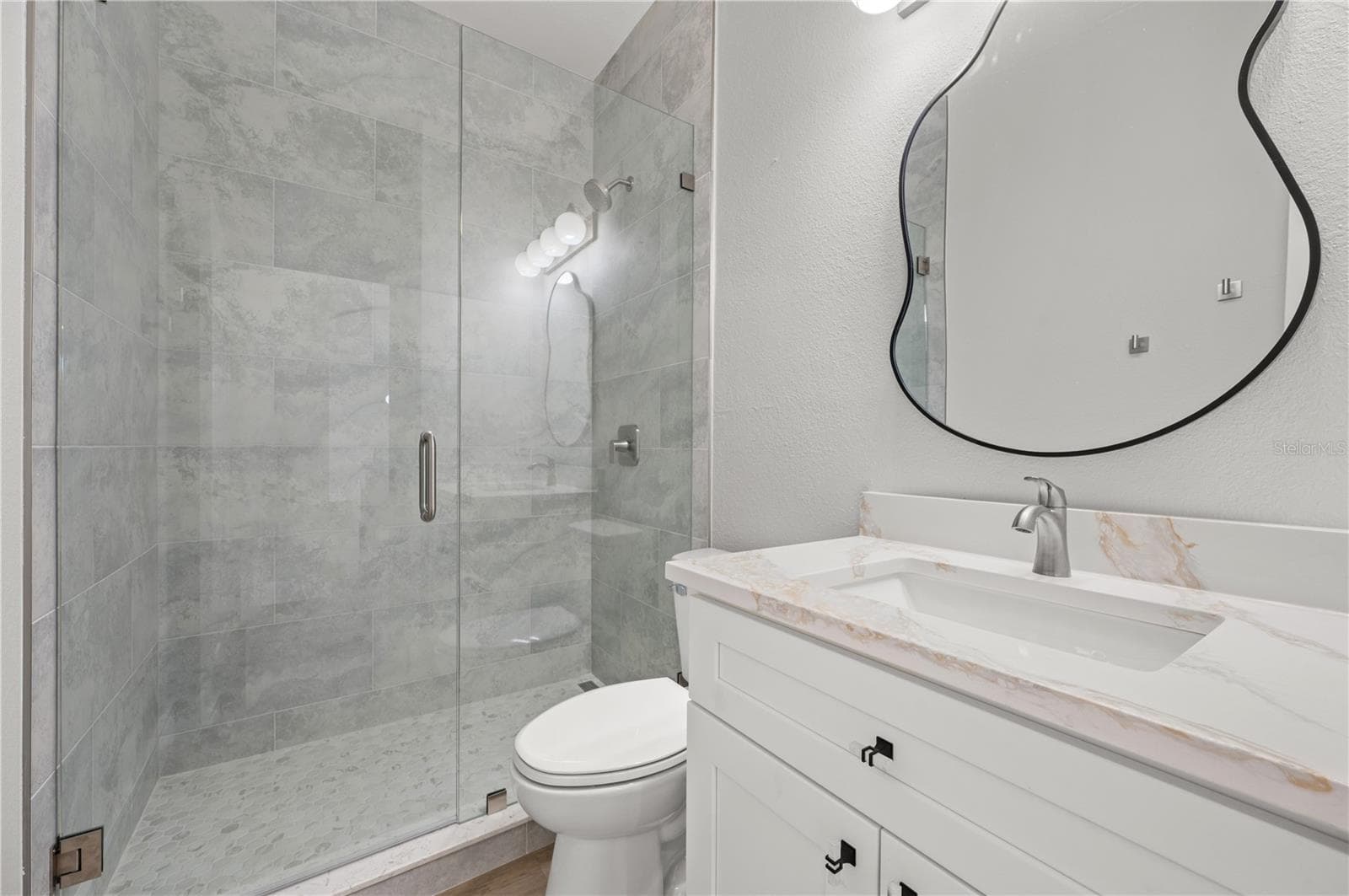 Guest Bath - 2707 SALLY LN, NORTH PORT