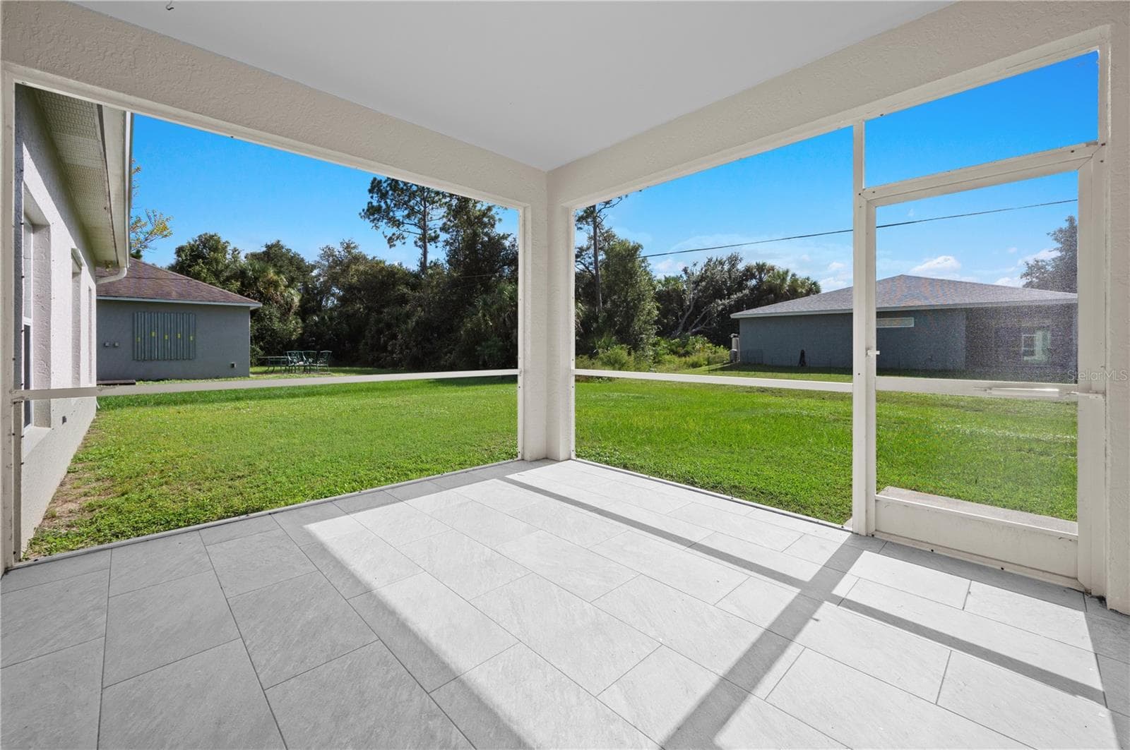 Lanai - 2707 SALLY LN, NORTH PORT