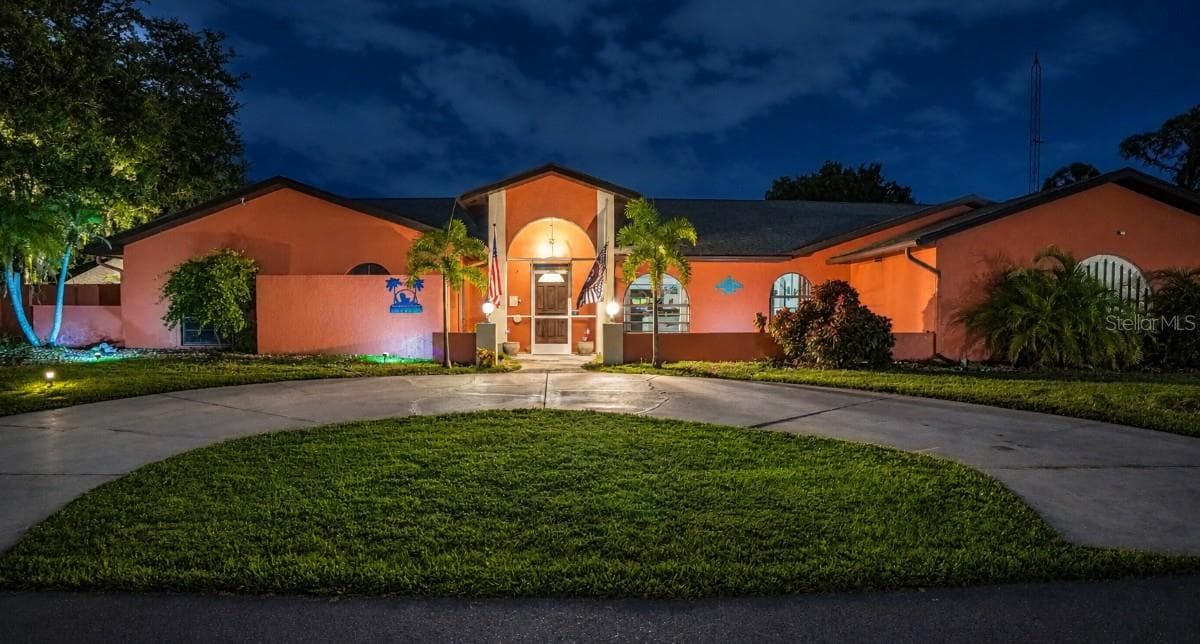 Single Family Residence at 3222 LEAMINGTON ST, PORT CHARLOTTE, photo 4 of 62