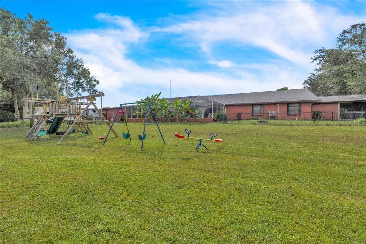 Single Family Residence at 3222 LEAMINGTON ST, PORT CHARLOTTE, photo 54 of 62