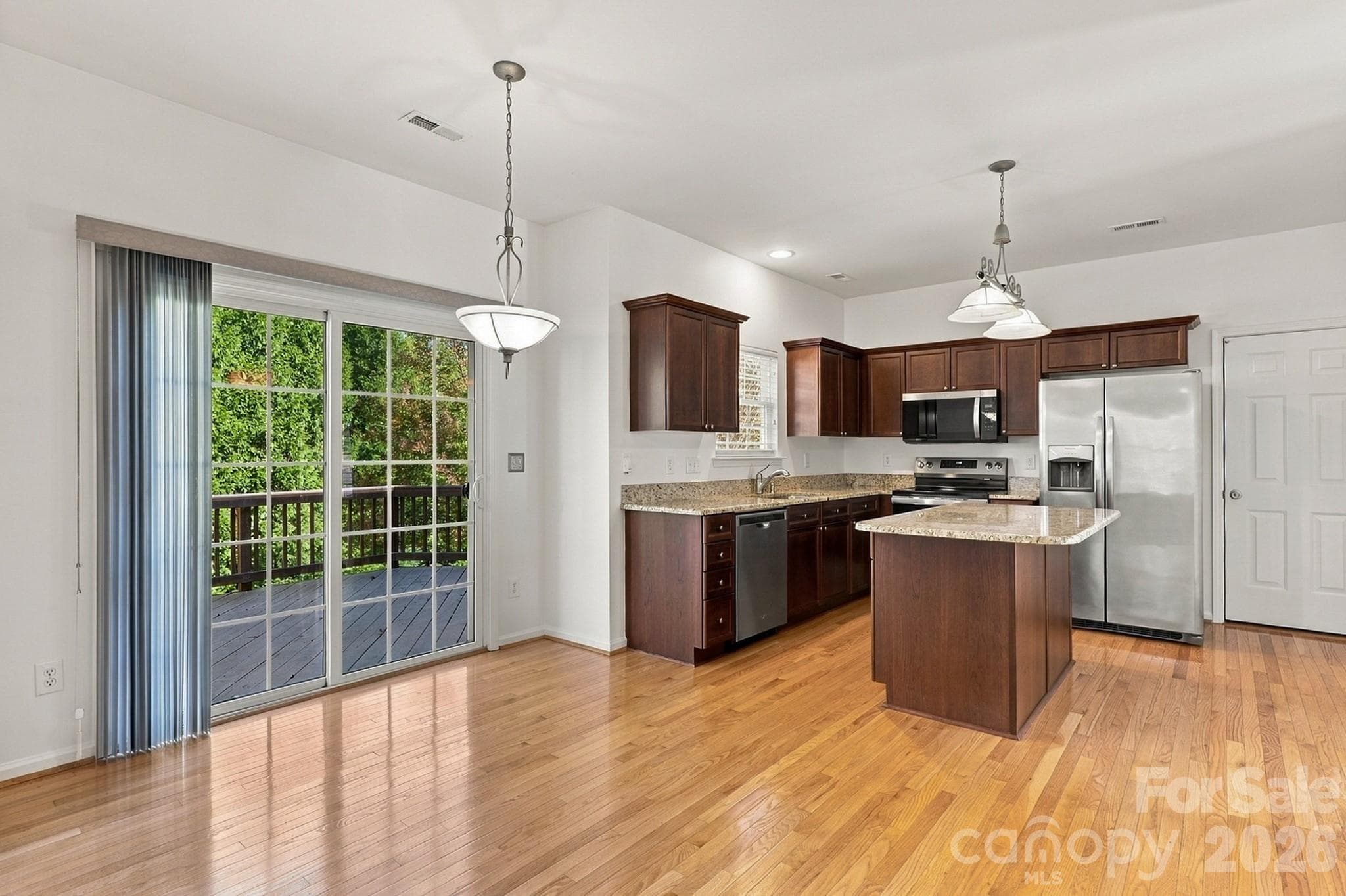 Single Family Residence at 12025 Harmon Lane, Charlotte, photo 5 of 34