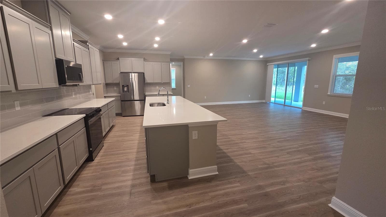 Open Concept - 10 ELDER CT W, HOMOSASSA