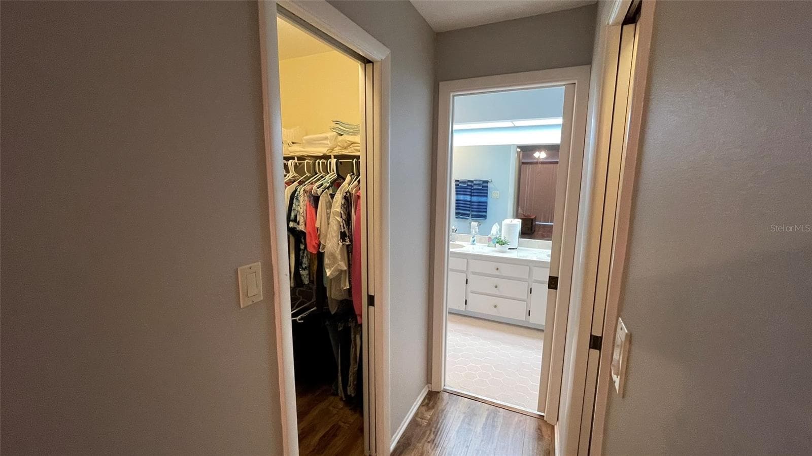 Primary Bedroom w/ Dual Walk-in Closets - 1009 LABELLE TER NW, PORT CHARLOTTE