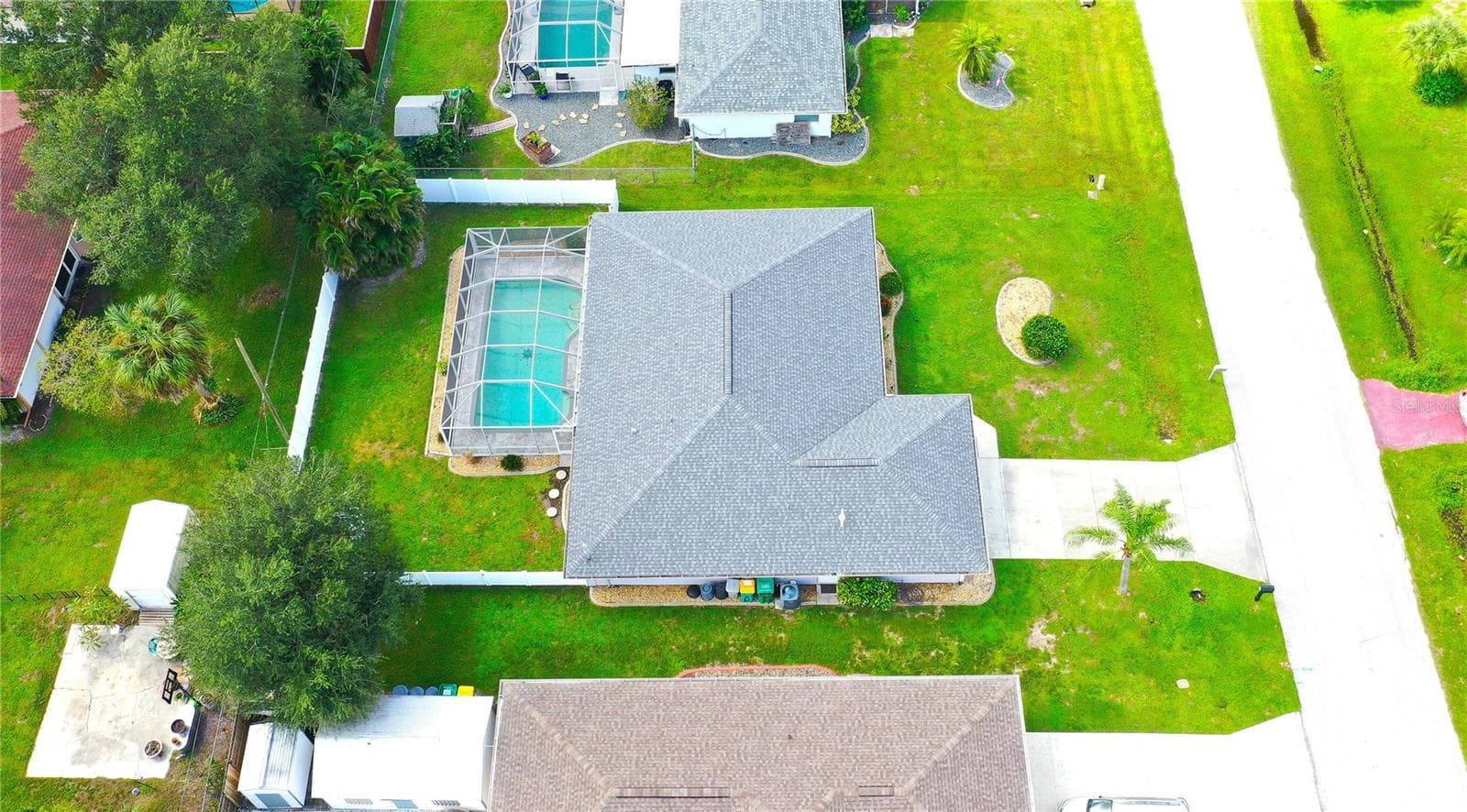 Area view of the left side - 1009 LABELLE TER NW, PORT CHARLOTTE