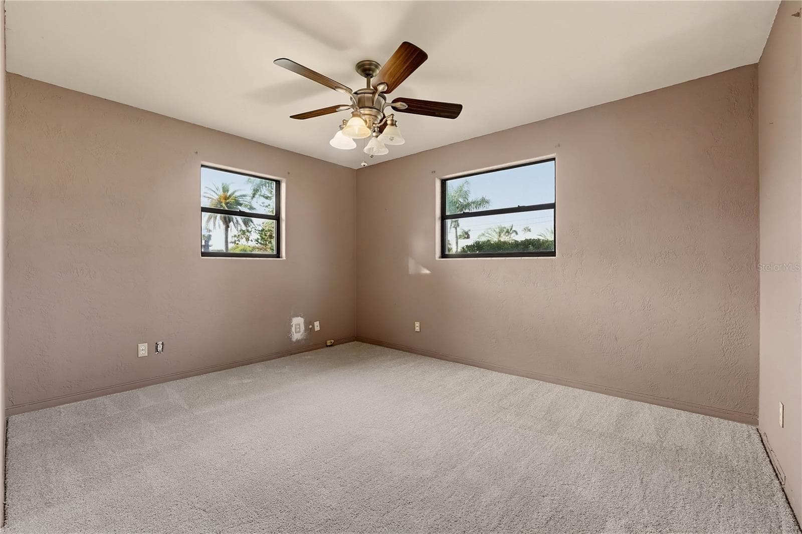 Single Family Residence at 1375 JOHN ANDERSON DR, ORMOND BEACH, photo 24 of 30