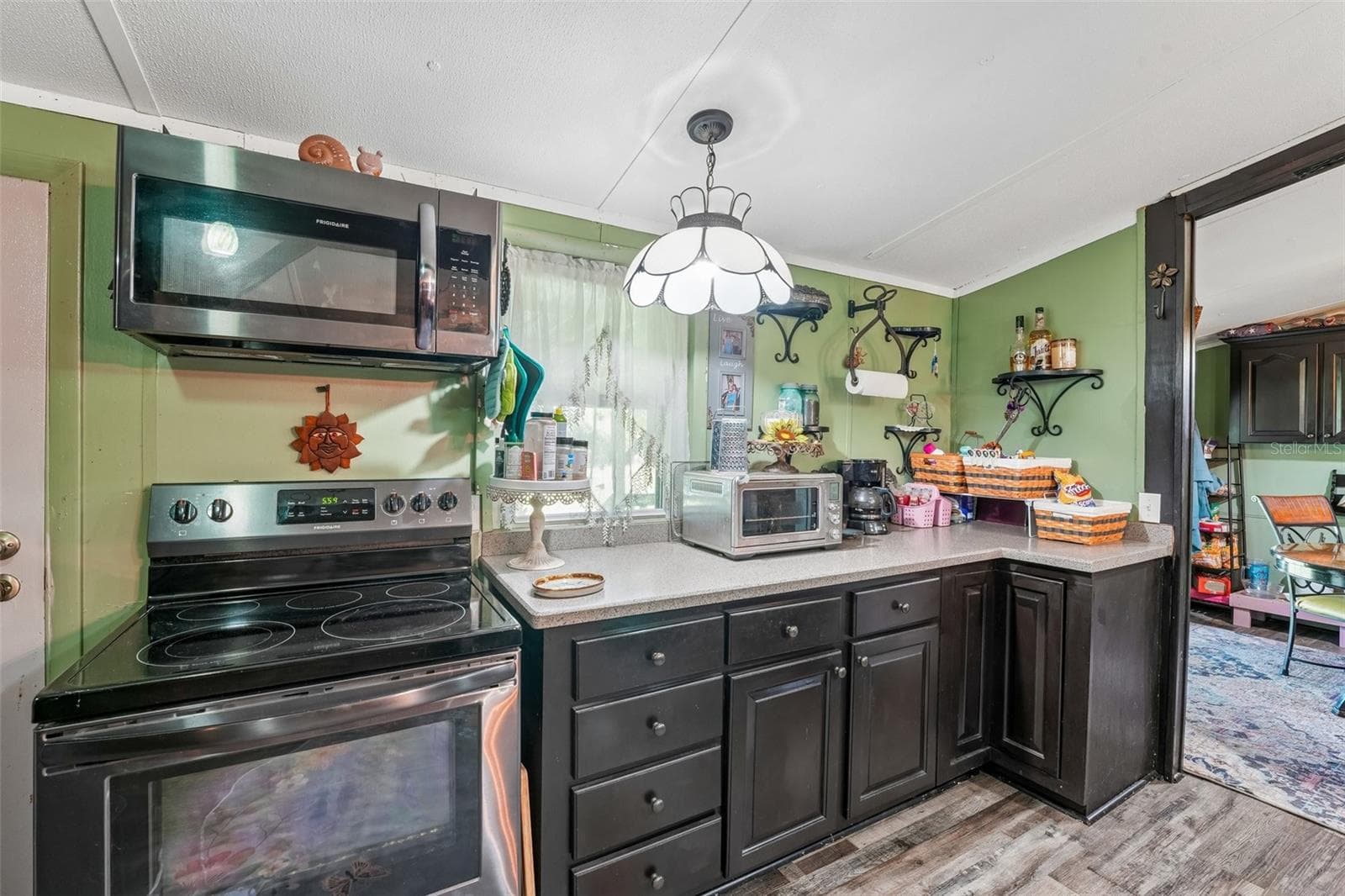 Manufactured Home at 879 COUSINTOWN RD, INTERLACHEN, photo 10 of 51