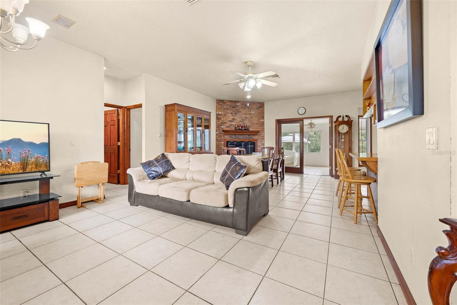 Single Family Residence at 6101 S NUTSHELL TER, LECANTO, photo 7 of 57