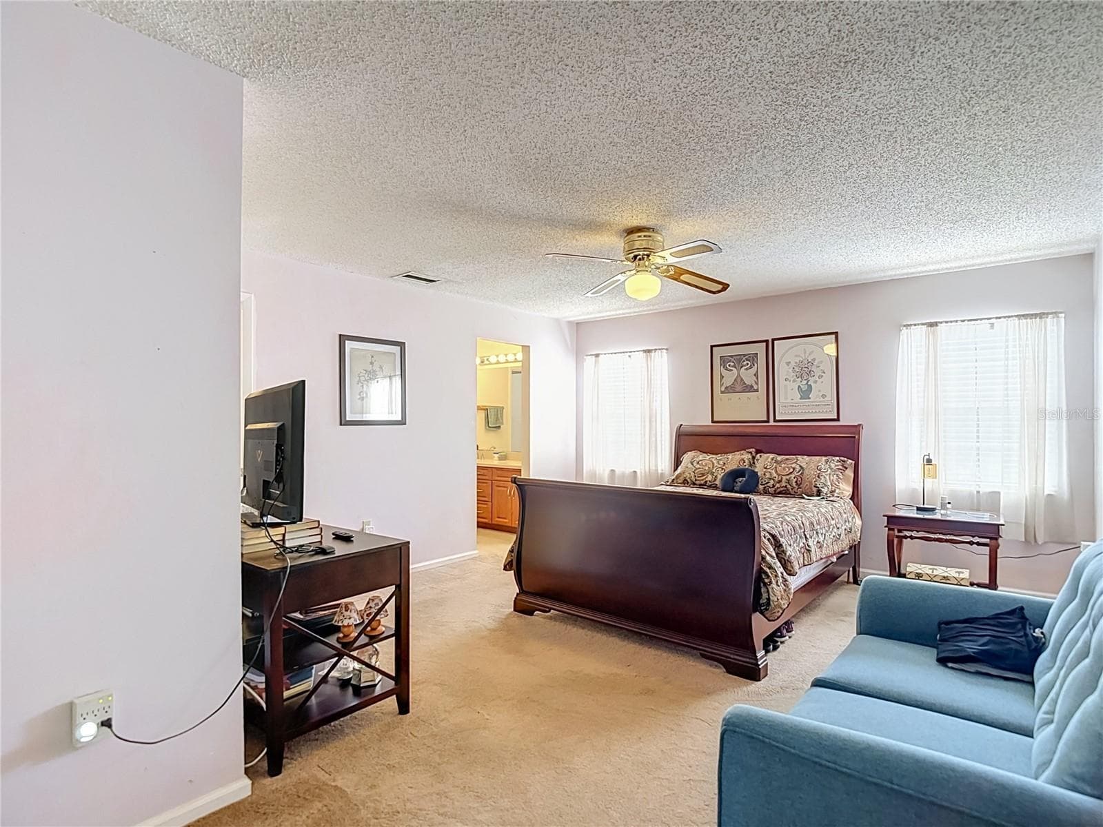 Single Family Residence at 620 STILLVIEW CIR, BRANDON, photo 16 of 28
