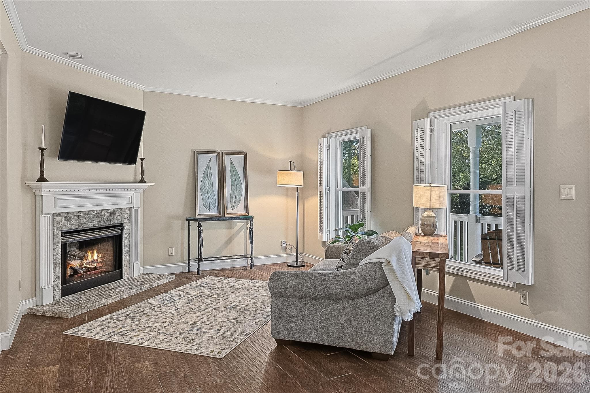 Great room - 2122 N Rugby Road, Hendersonville