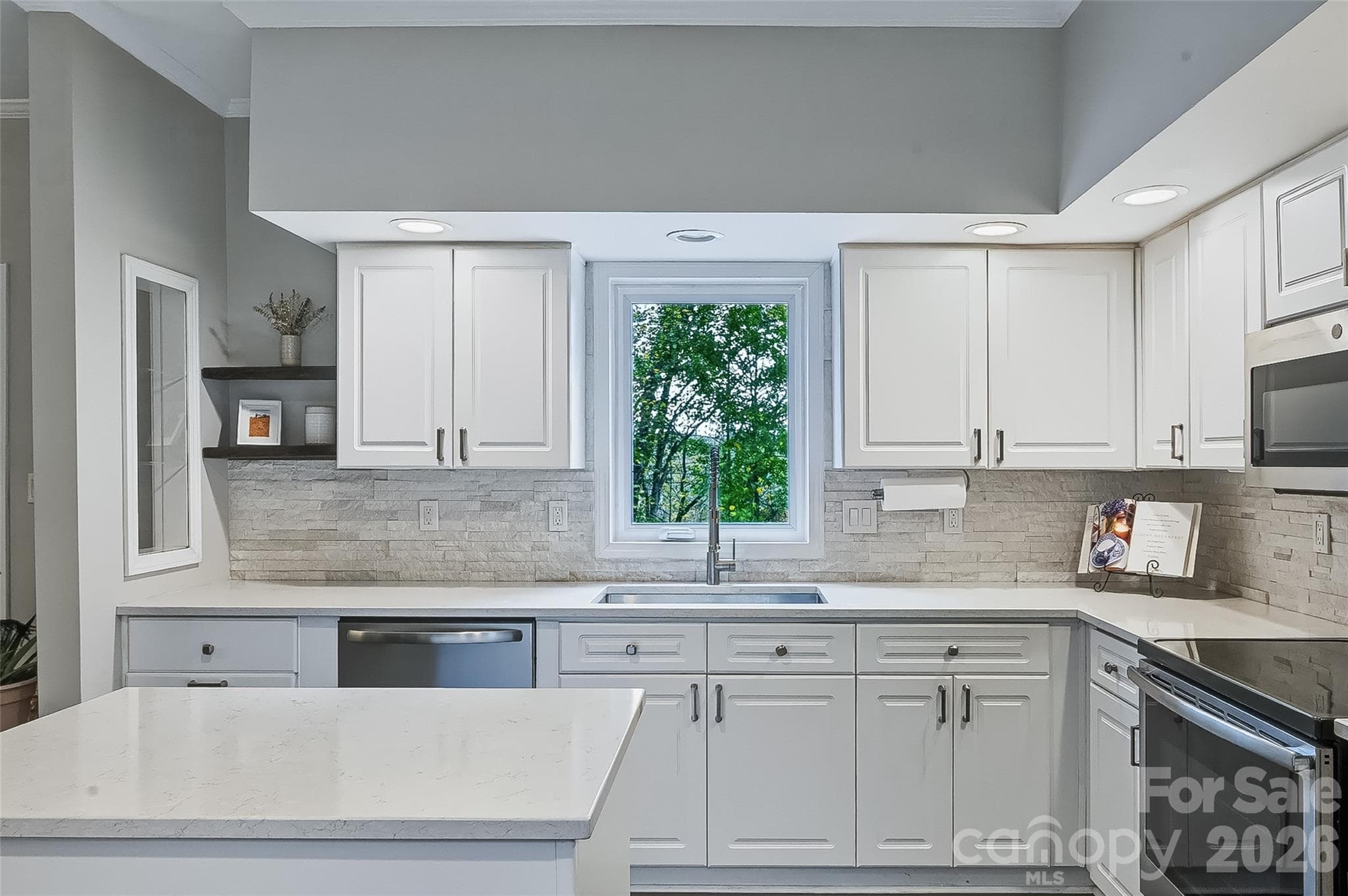 Kitchen - 2122 N Rugby Road, Hendersonville