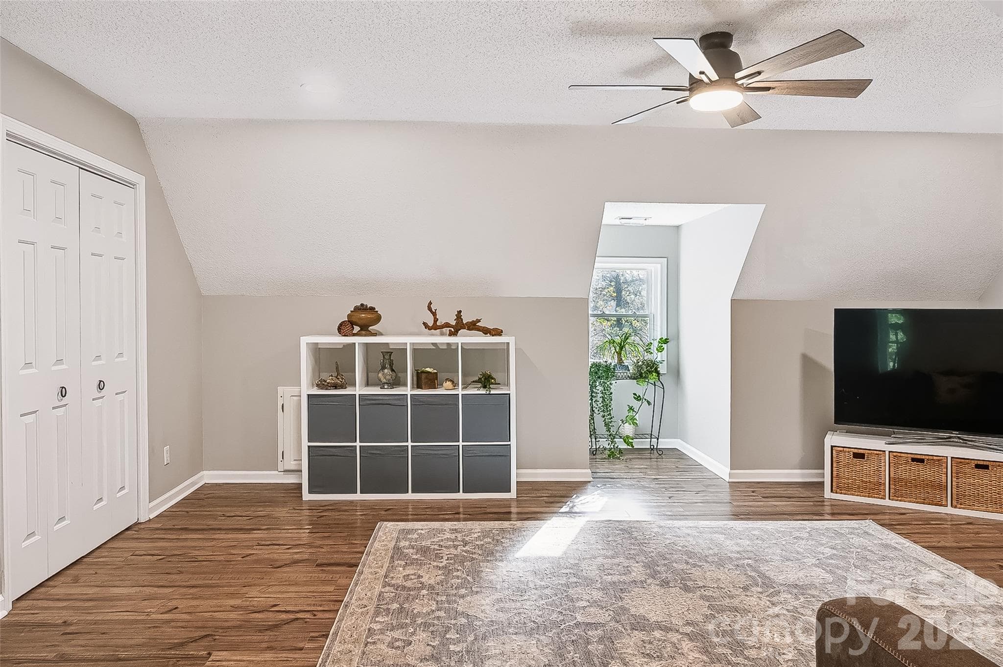Upstairs family room - 2122 N Rugby Road, Hendersonville