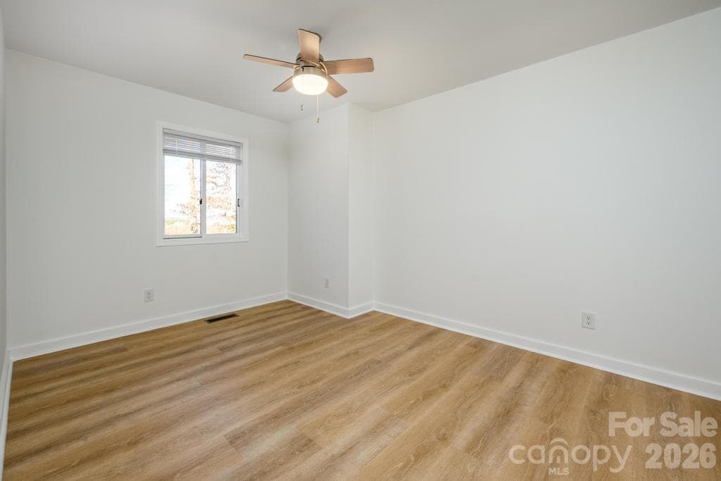 2nd Bedroom - 2106 Lynmore Drive, Sherrills Ford