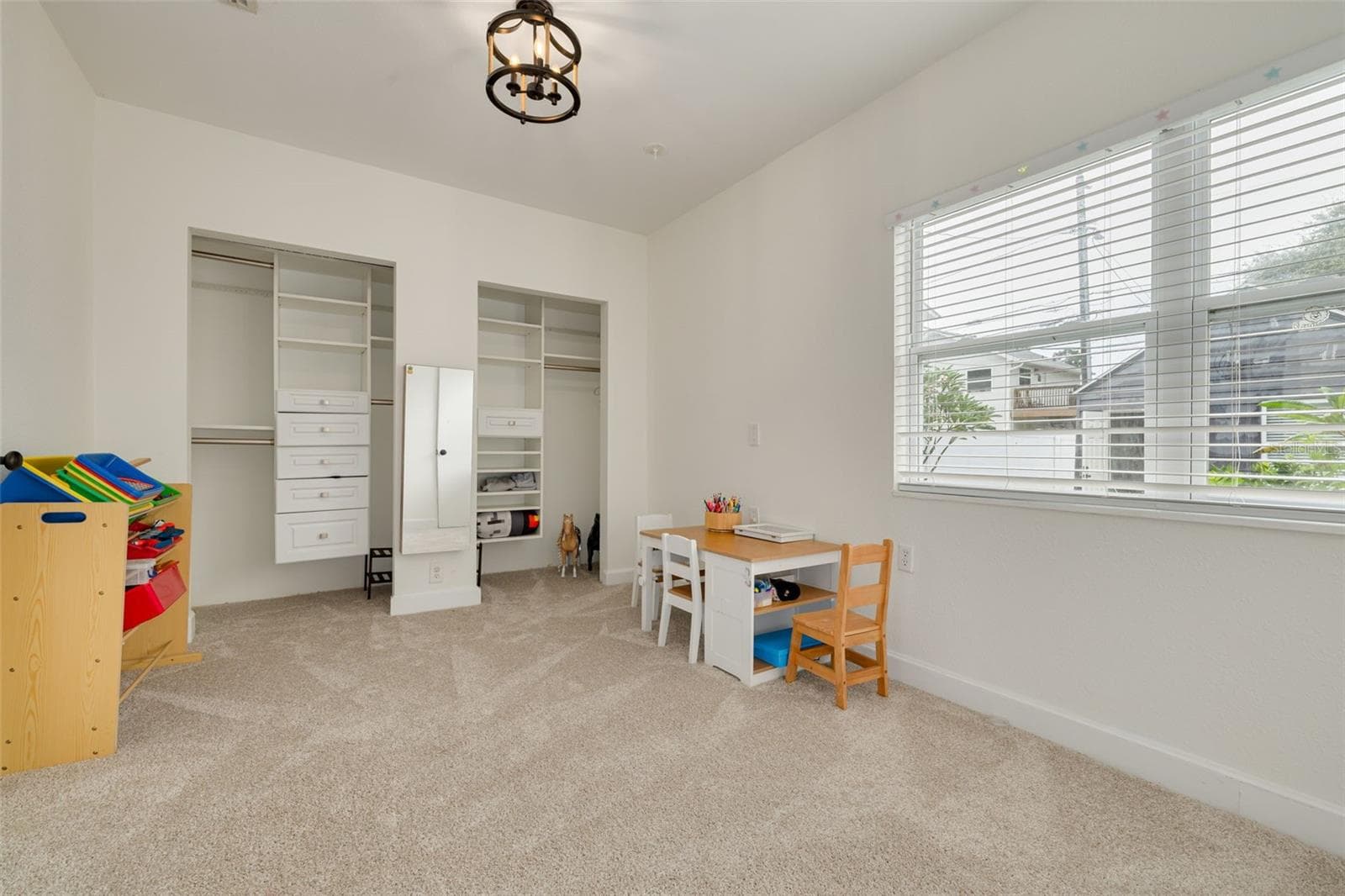 Single Family Residence at 729 26TH AVE N, ST PETERSBURG, photo 11 of 25