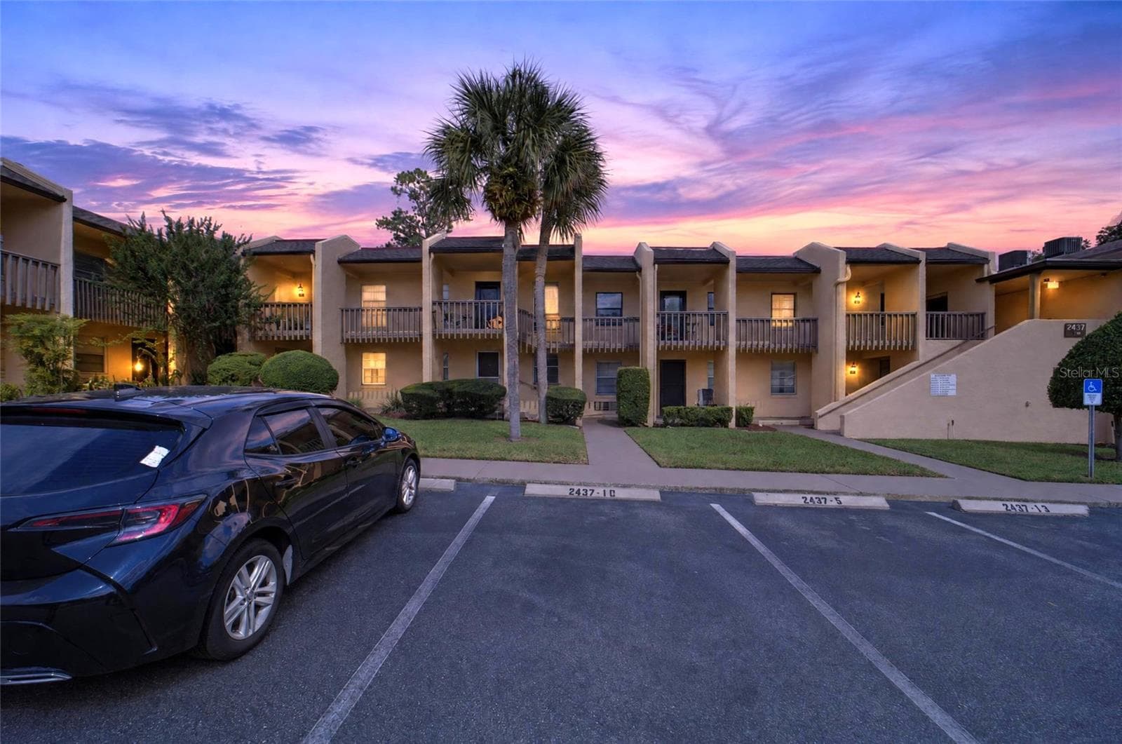 Condominium at 2437 NE 6TH ST #10, OCALA, photo 2 of 32