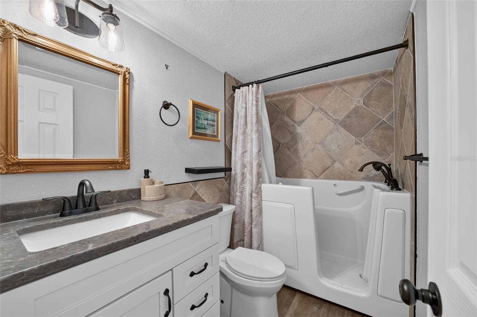 Condominium at 2437 NE 6TH ST #10, OCALA, photo 28 of 32