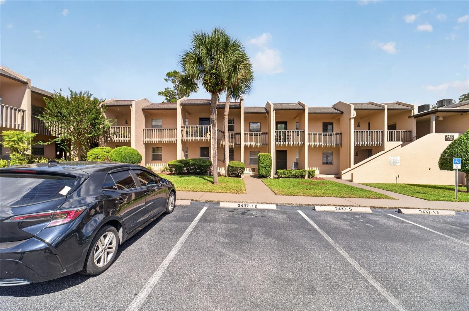 Condominium at 2437 NE 6TH ST #10, OCALA, photo 30 of 32