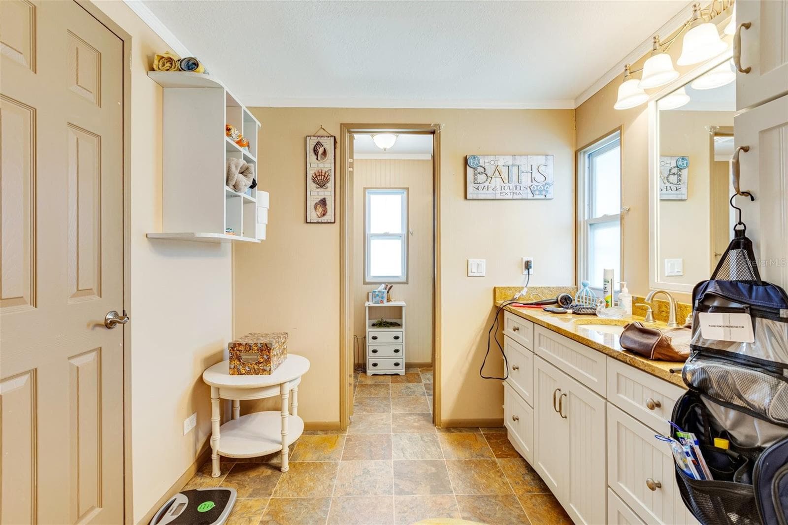 Manufactured Home at 412 VIVAR, NORTH PORT, photo 19 of 47