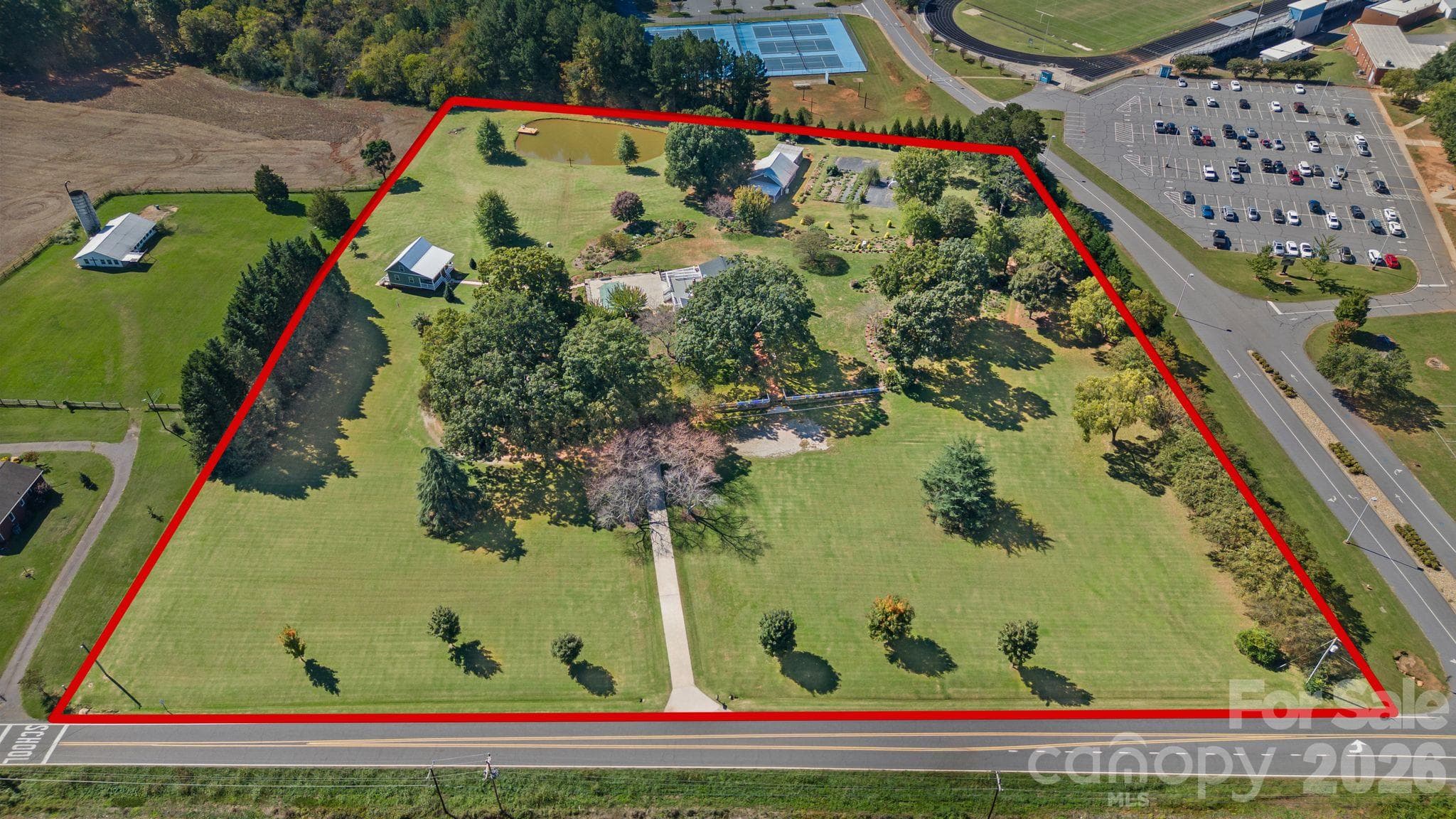 Single Family Residence at 3453 Plateau Road, Newton, photo 4 of 47