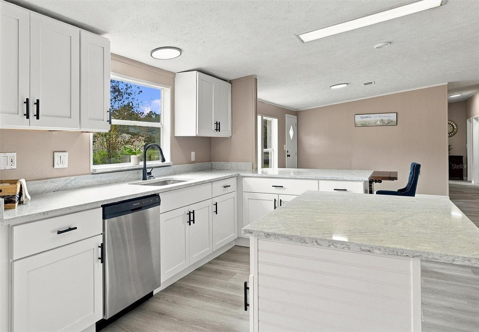 Manufactured Home at 5715 S FLORENCE PT, HOMOSASSA, photo 8 of 67