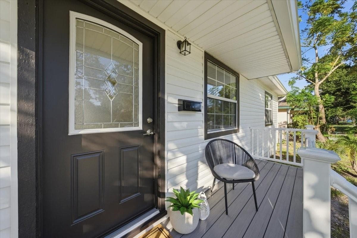 Single Family Residence at 6295 3RD AVE S, ST PETERSBURG, photo 5 of 36