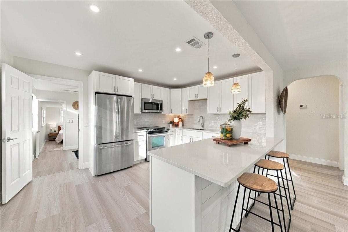 Single Family Residence at 6295 3RD AVE S, ST PETERSBURG, photo 14 of 36