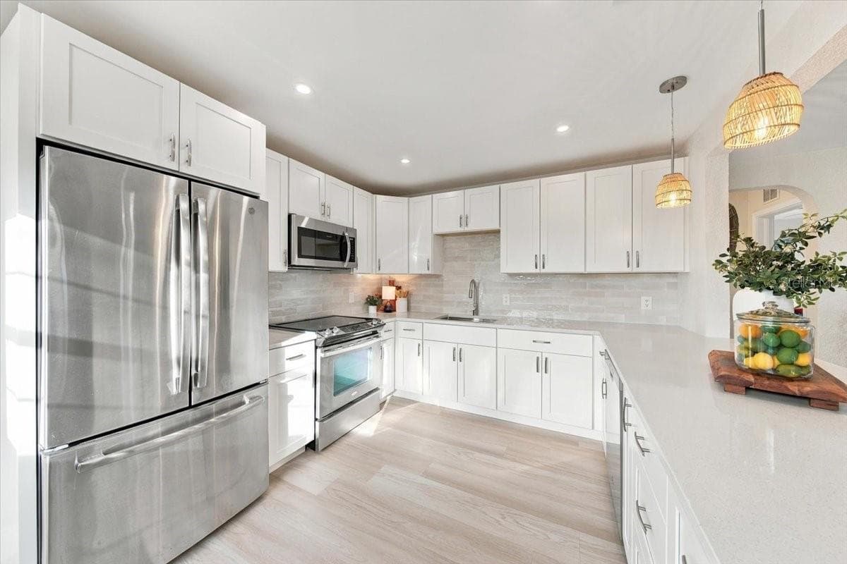 Single Family Residence at 6295 3RD AVE S, ST PETERSBURG, photo 15 of 36