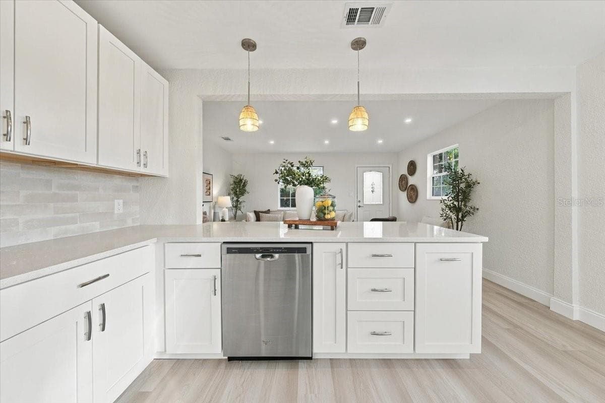 Single Family Residence at 6295 3RD AVE S, ST PETERSBURG, photo 18 of 36