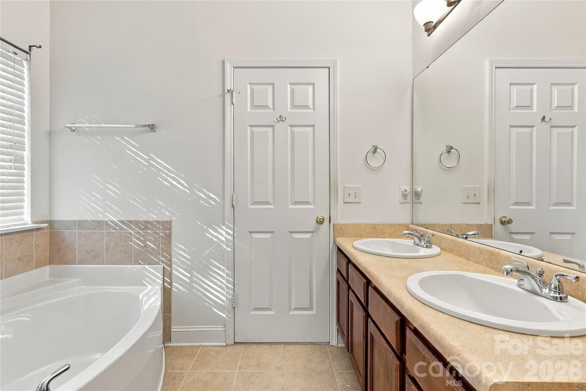 Single Family Residence at 327 Annaberg Lane, Monroe, photo 23 of 40