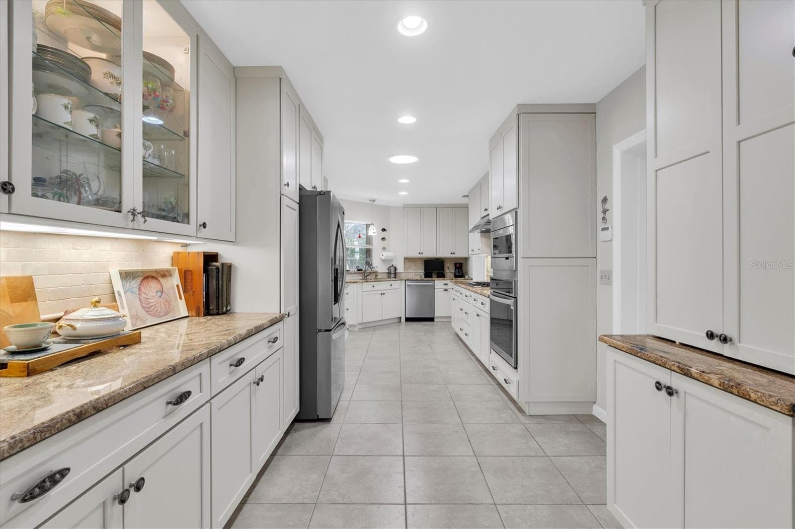 Huge kitchen for a home this size. If you love to cook and entertain you will enjoy this kitchen. - 7106 PALM DR, HOLMES BEACH