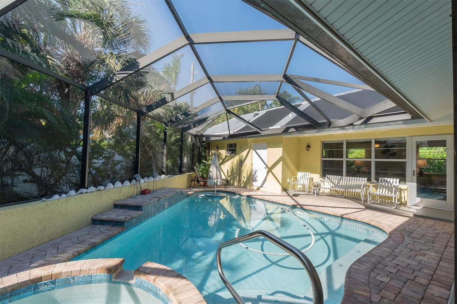Single Family Residence at 7106 PALM DR, HOLMES BEACH, photo 45 of 61