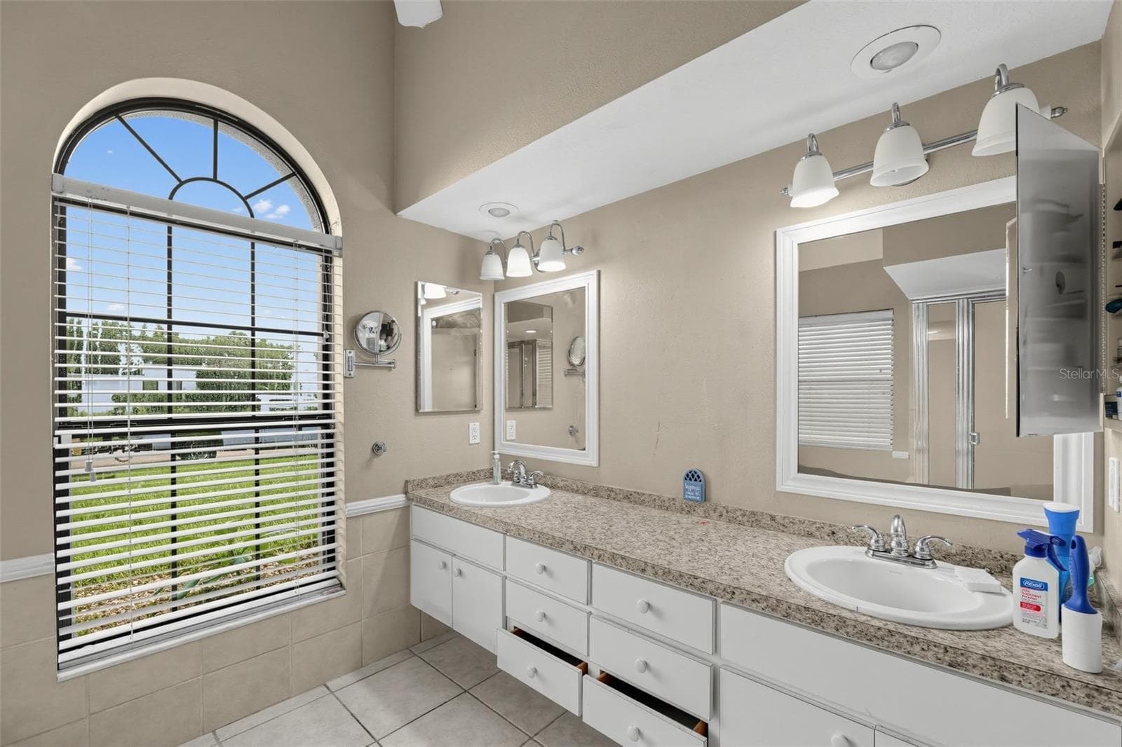 Single Family Residence at 4327 INWOOD LANDING DR, ORLANDO, photo 17 of 24