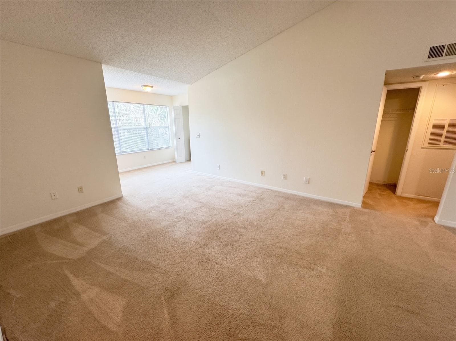 Condominium at 5124 CONROY RD #33, ORLANDO, photo 7 of 56