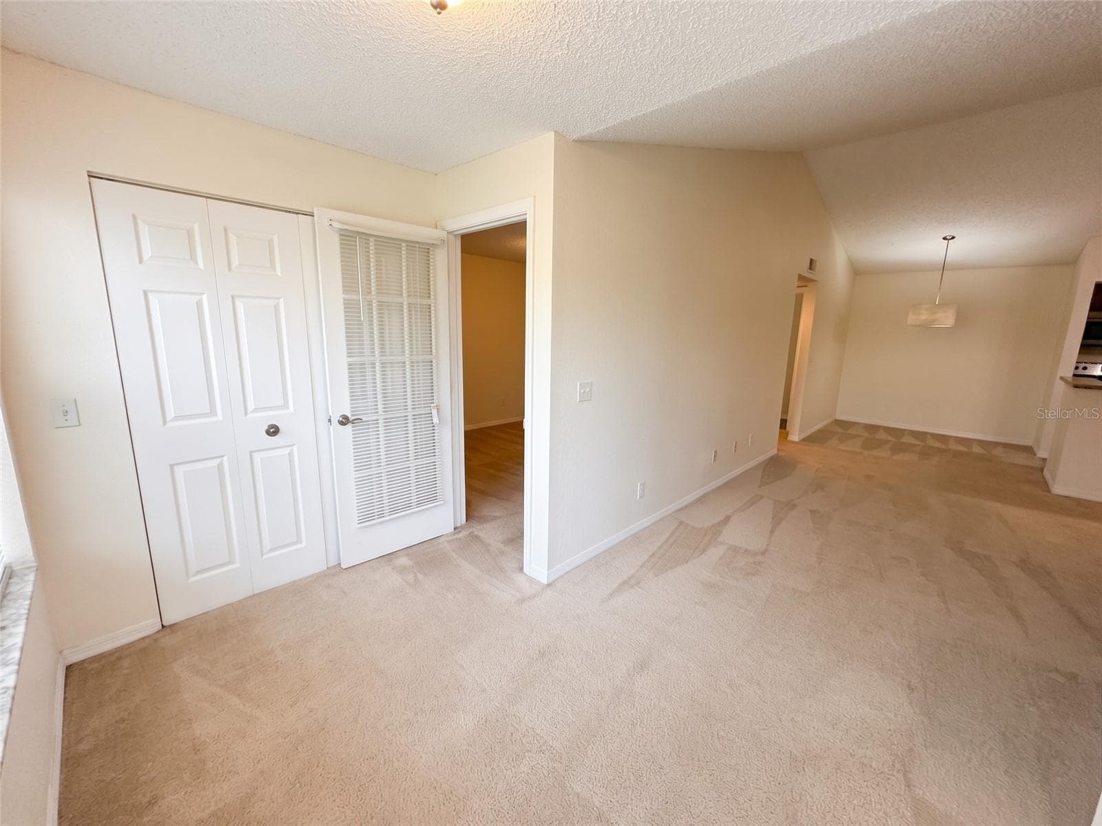Condominium at 5124 CONROY RD #33, ORLANDO, photo 9 of 56