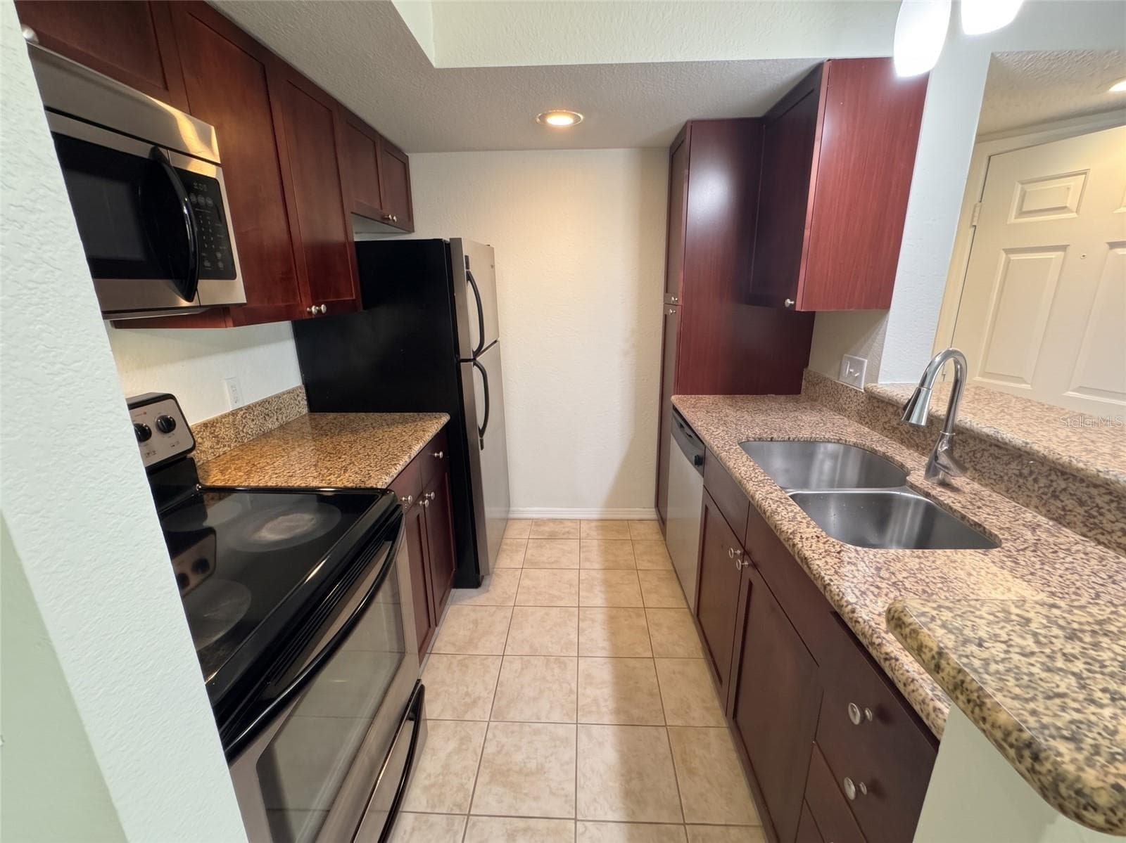 Condominium at 5124 CONROY RD #33, ORLANDO, photo 16 of 56